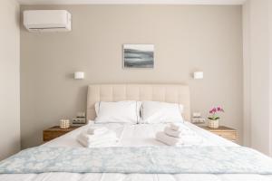 A14 Sunny & chic 2Room apartment near Plaka & Parthenon