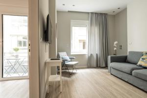 A14 Sunny & chic 2Room apartment near Plaka & Parthenon