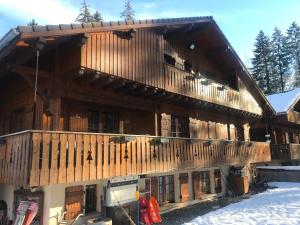 B&B / Chambres d'hotes Chalet Esprit : photos des chambres