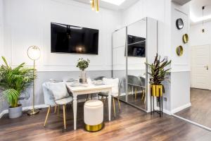 A5 Apáczai Apartment