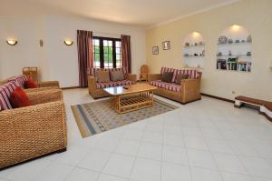 Casa das Palmeiras by OCvillas