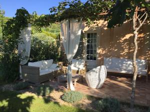 Maisons de vacances La Bastide des Amandiers : photos des chambres