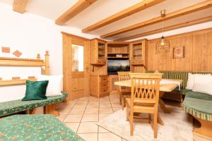 Holiday Home in Strass with Mountain Views