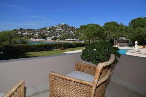 Black Diamond Luxury Beachfront Villa Melina