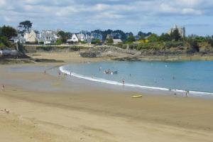 Maisons de vacances Cottage, St Quay Portrieux : photos des chambres