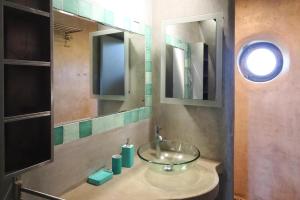 Maisons de vacances Stone House near Rosa Granite Coast : photos des chambres