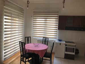 STIV, Voždovac, Stepa Stepanovic