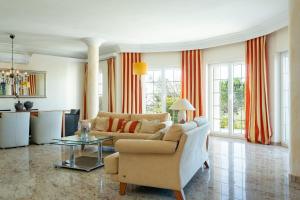 V009 - CASA MUNDO - Peralada