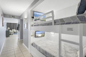 Pelican Beach Resort by Tufan