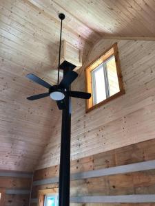 Cozy Cabin Near Grayson Highlands State Park