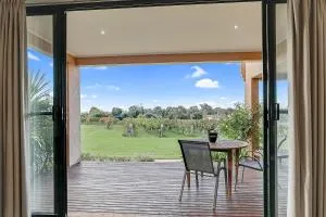 Tuileries at De Bortoli Rutherglen - Wahgunyah