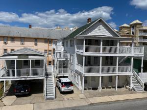 Three-Bedroom Apartment with Ocean View room in Nock Apartments