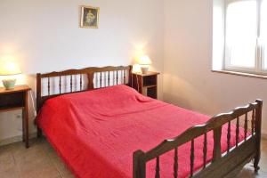 Maisons de vacances Stone cottage with shared pool, Chambonas : photos des chambres