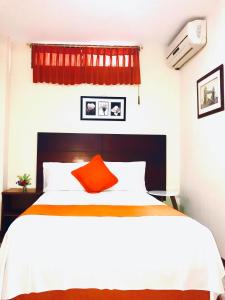 Hotel Madrigal