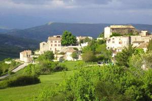 Maisons de vacances Semi-detached house, Revest-du-Bion : photos des chambres