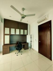 ●STG12●3-Storey●Private House●2step Access Garden●