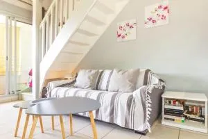 Purple - Duplex cosy en plein cœur de l'Hermitage, proche du lagon - ليرميتاج ليس بينس