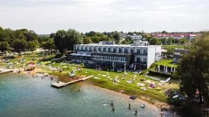 Neufeldersee Hotel & Restaurant - 施内贝格山麓普赫贝格