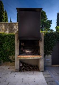 Luxury Seafront Villa Castello Split with heated pool, jacuzzi and sauna at the beach in Split