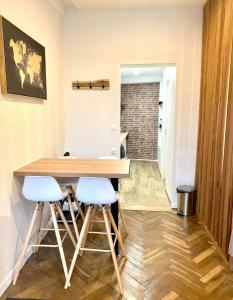 Appartements CHIC & WORK : Appartement 1 Chambre