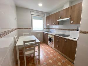 Housingleon- Camino de Santiago by Bike I y II