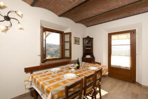 Aia Masotta by VacaVilla