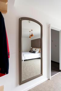 Hotels HOTEL LE 25 : photos des chambres