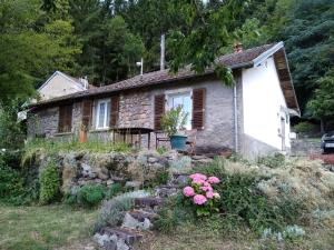 Maisons de vacances Gite rural Les Maires d'Avaux : photos des chambres