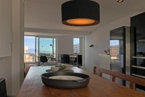Luxe penthouse centrum lEscala 300m STRAND-8PAX WiFi 2Parking
