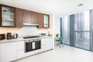 Spacious & Full of light 3BR+ kids Dubai Mall