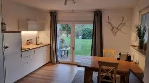 Apartment Breitscheid - Blick ins Grüne - Mintard