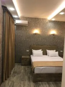 Street51 - Севан