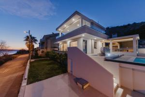 Lux Villa Core with amazing view and heated pool