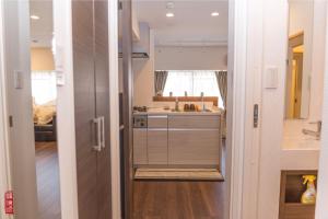 WY-Kabukicho 604-SJ0163