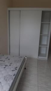 Apartamento Enseada 3 quartos, 8 pessoas