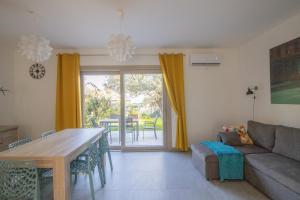 DOMEK Villa a 100mt dalla spiaggia img3