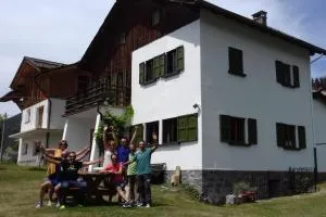 Villa Bianca Bormio garden and parking - Premadio