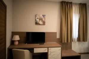 Building Hotel