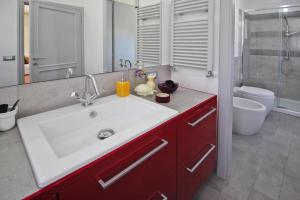 Villa in Camaiore with Panoramic Mountain Views