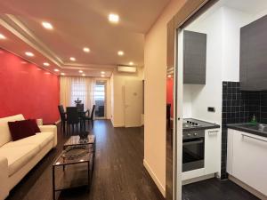 Elegante bilocale Torre Pontina