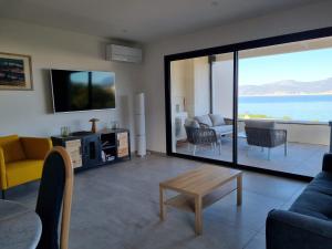 Appartements Superbe appartement T3 face mer baie Ajaccio : photos des chambres