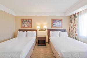 Superior Suite room in Harmony Seacaucus Suites Meadowlands