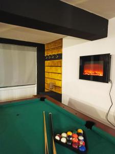 Apartamencik za lasem