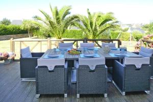 Maisons de vacances Holiday home with indoor pool, jacuzzi and sauna, Plouarzel : photos des chambres