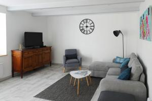 Cottage by Goëlo Coast with Sea Views