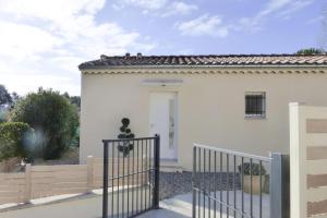 Maisons de vacances holiday home, Arpaillargues-et-Aureillac : photos des chambres