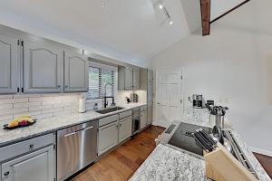 Youngs Mountain Hideaway