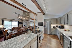 Youngs Mountain Hideaway