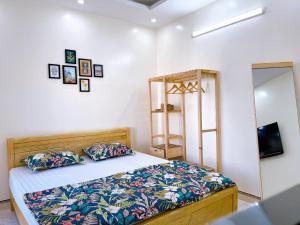 Xoài Xanh Hostel & Villa
