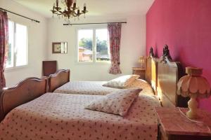 Villas Premium villa with garden and pool, Lambesc : photos des chambres